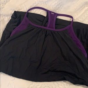 Lululemon flowy workout tank with built in bra